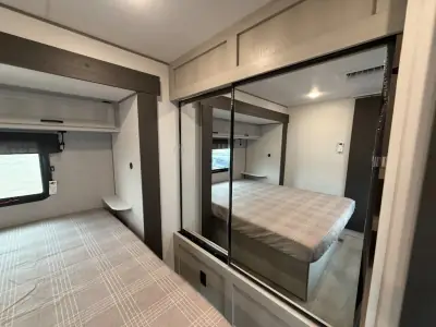 2027 Coachmen Catalina Legacy Edition 343BHTS 2 Queen Beds photo 25