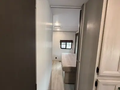 2027 Coachmen Catalina Legacy Edition 343BHTS 2 Queen Beds photo 56