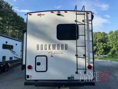 2025 Forest River Rockwood Signature 8263MBR photo 10