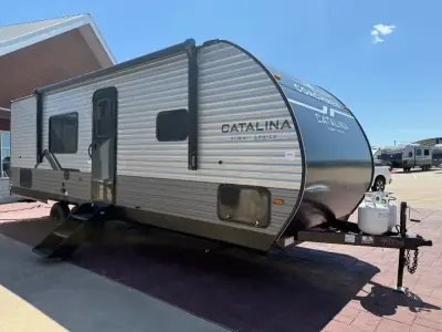 2027 Coachmen Catalina Summit Series 8 261BH