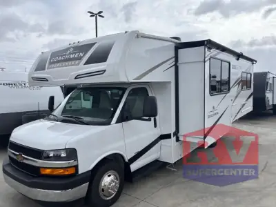 2026 Coachmen Freelander 23FS Chevy 3500 photo 4