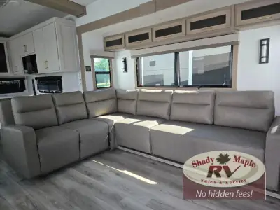 2027 Forest River Rockwood Signature 404SRK photo 11