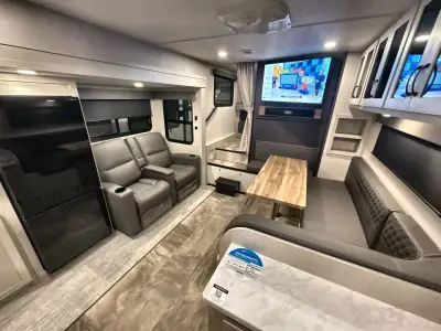 2026 Coachmen Chaparral 218SE photo 16