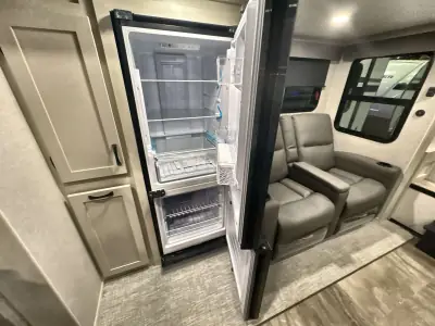 2026 Coachmen Chaparral 218SE photo 11