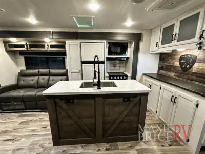 2023 Venture SportTrek Touring Edition STT343VIK photo 24