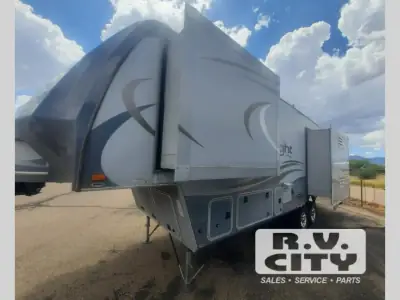 2017 Highland Ridge Open Range Light LF297RLS photo 3
