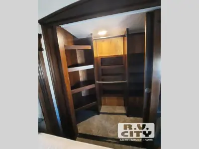 2020 Jayco Pinnacle 32RLTS photo 15