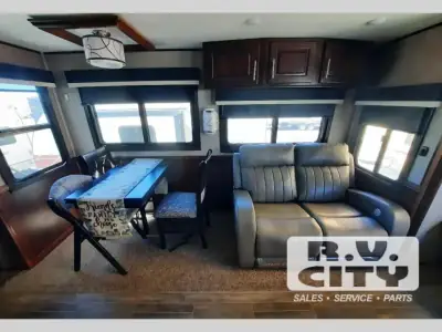 2020 Jayco Pinnacle 32RLTS photo 7