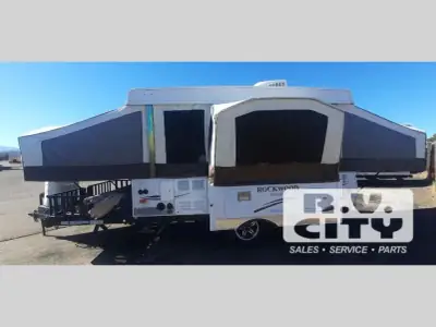2013 Forest River Rockwood Freedom Series 232XR photo 3