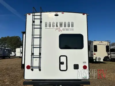2022 Forest River Rockwood Ultra Lite 2891BH photo 8