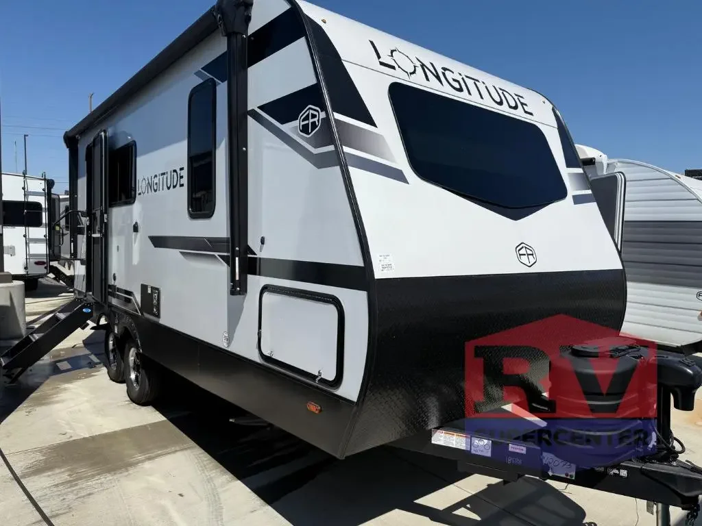2026 East To West Longitude 185RB exterior
