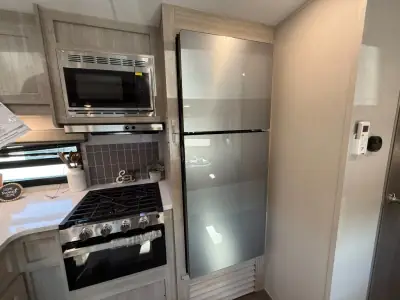2026 Coachmen CATALINA LEGACY EDITION 343BHTSLE photo 43