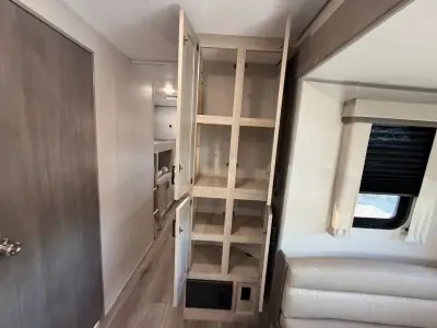 2026 Coachmen CATALINA LEGACY EDITION 343BHTSLE photo 46
