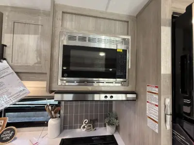 2026 Coachmen CATALINA LEGACY EDITION 343BHTSLE photo 38