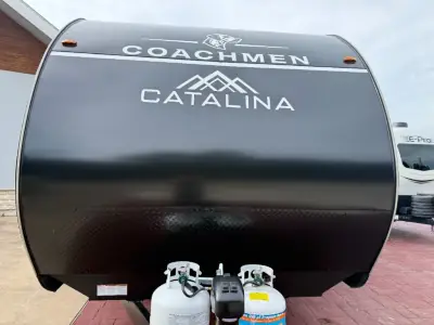 2026 Coachmen Catalina Summit Series 8 261BHS photo 9