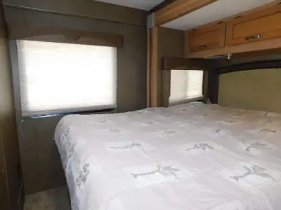2016 Thor Freedom Elite 22FE photo 20