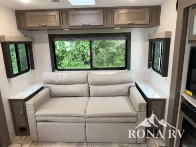 2026 Gulf Stream Envision Luxury Series 290RL photo 7