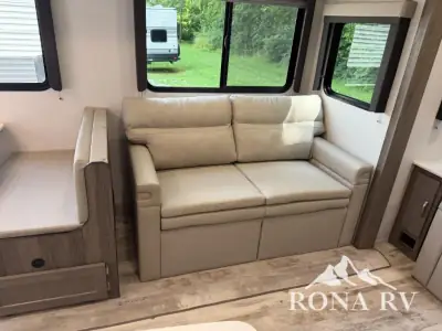 2026 Gulf Stream Envision Luxury Series 290RL photo 5