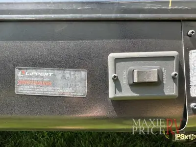2022 Fleetwood Pioneer 270BH photo 4