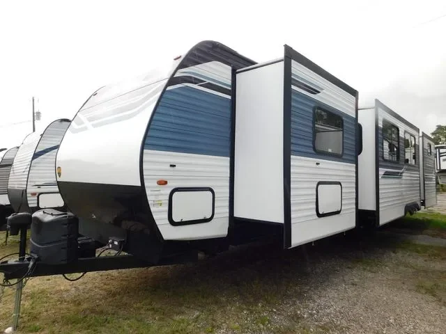2023 Crossroads Zinger 340BH exterior