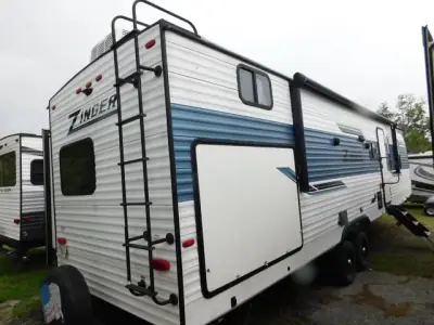 2023 Crossroads Zinger 340BH photo 5