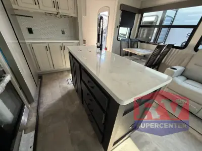 2025 Coachmen Brookstone 370RLLO photo 18
