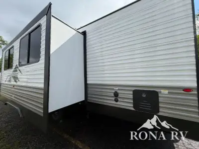 2026 Forest River Viking 6K Series 282TQS photo 19