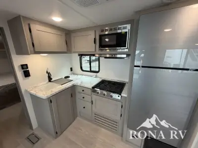 2026 Forest River Viking 6K Series 282TQS photo 11