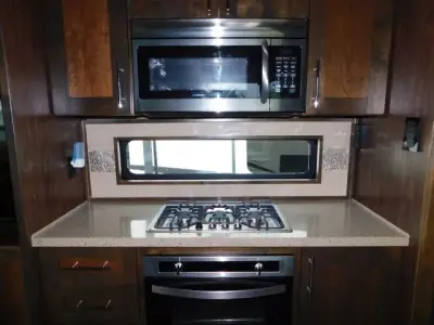 2018 Tiffin Motorhomes Vilano Vanleigh 320GK photo 12