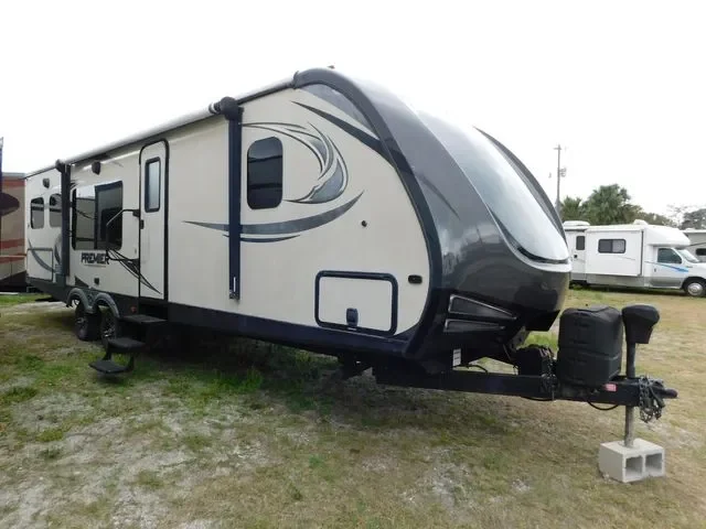 2018 Keystone Bullet Premier 29RKPR exterior