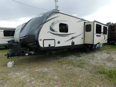 2018 Keystone Bullet Premier 29RKPR photo 3