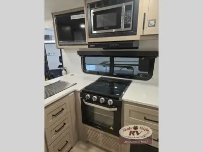 2026 Forest River Rockwood Mini Lite 2513S photo 14