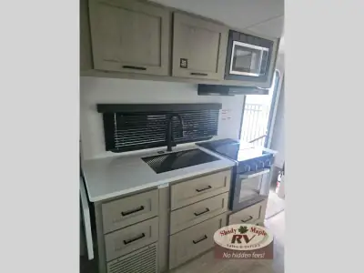 2026 Forest River Rockwood Mini Lite 2109S photo 10