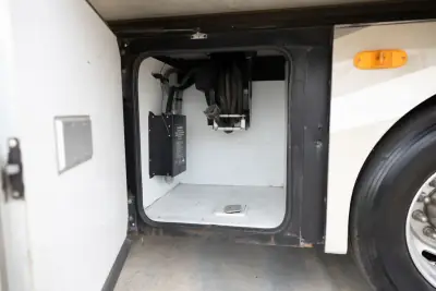 2014 Fleetwood Discovery 40E photo 17