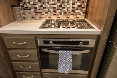 2018 Keystone Montana 3811MS photo 29