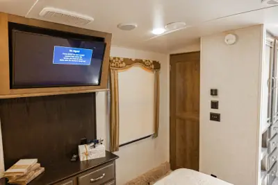 2018 Keystone Montana 3811MS photo 48
