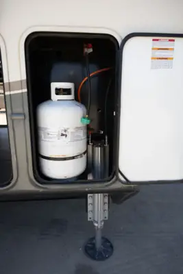 2018 Keystone Montana 3811MS photo 11