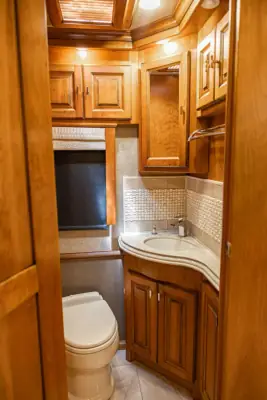 2018 Tiffin Motorhomes Allegro Bus 45 OPP photo 33