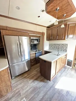 2016 Forest River Blue Ridge 3775RL photo 8