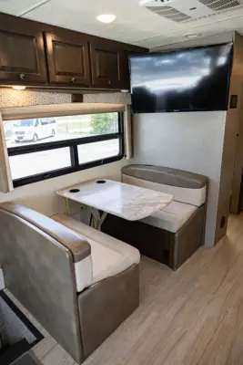 2020 Thor Motor Coach Windsport 29M photo 21