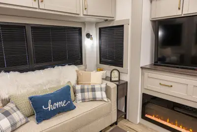 2026 Brinkley Luxury Mid-Sized Fifth Wheels Model Z 3600 photo 21