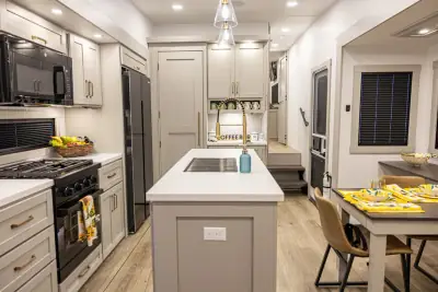 2026 Brinkley Luxury Mid-Sized Fifth Wheels Model Z 3600 photo 18