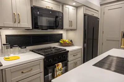2026 Brinkley Luxury Mid-Sized Fifth Wheels Model Z 3600 photo 19