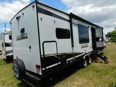 2023 Forest River Sky Series Aurora 31KDS photo 4