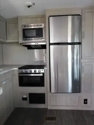 2023 Forest River Sky Series Aurora 31KDS photo 15
