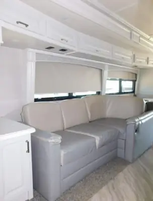2021 Fleetwood Southwind 35K photo 20