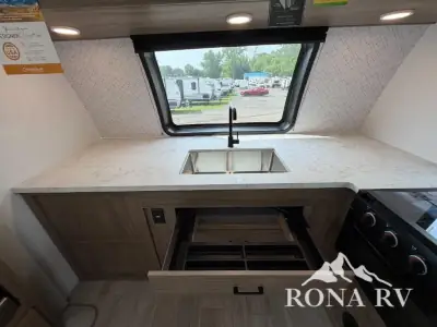 2026 Coachmen Freedom Express Ultra Lite 259FKDS photo 20
