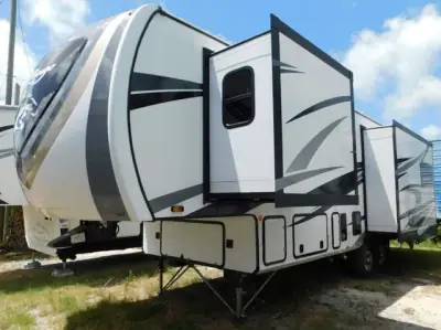 2022 Jayco Highland Ridge Open Range 284RLS photo 3