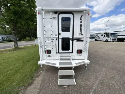2026 Northern Lite Special Edition 9-6 SE WB photo 8