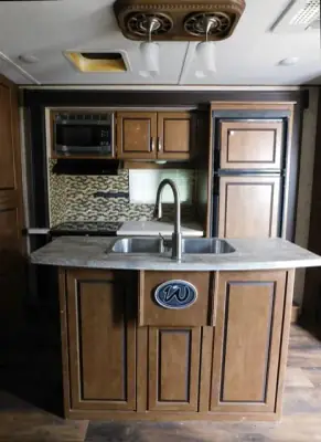 2017 Forest River Wildcat T343BLK photo 12